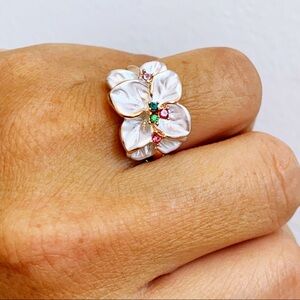 Rose Gold White Floral Cz Romantic Ring